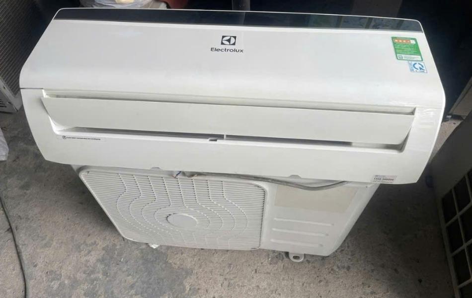 Máy Lạnh Electrolux inverter 1HP